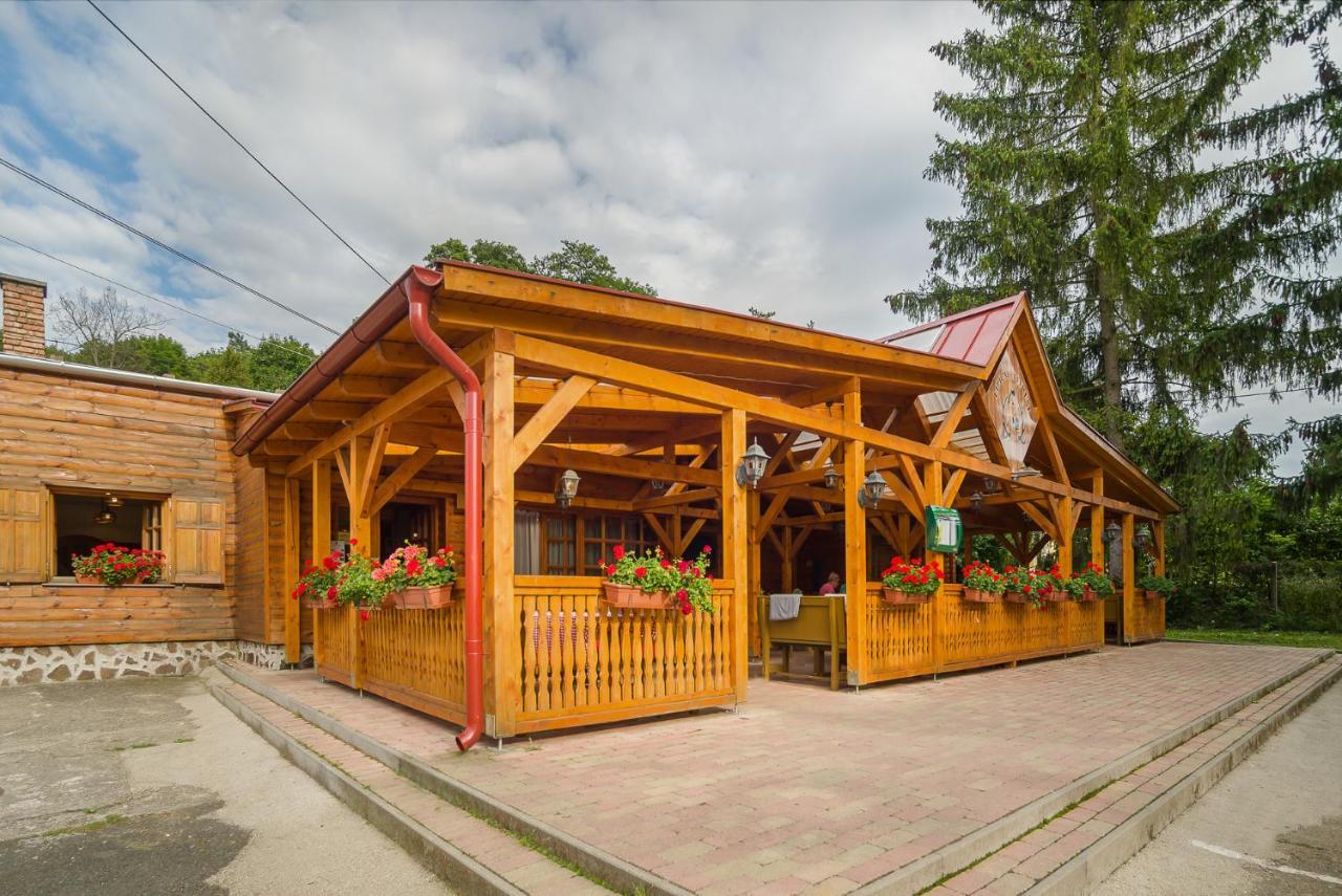 Lipicai Ifjusagi Szallo Szilvasvarad Luaran gambar